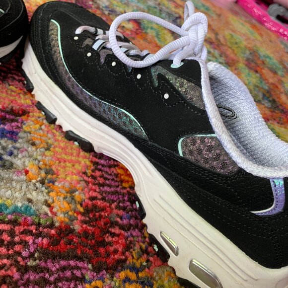 Skechers Air-Cooled Memory Foam Wide Fit - Picture 3 of 8